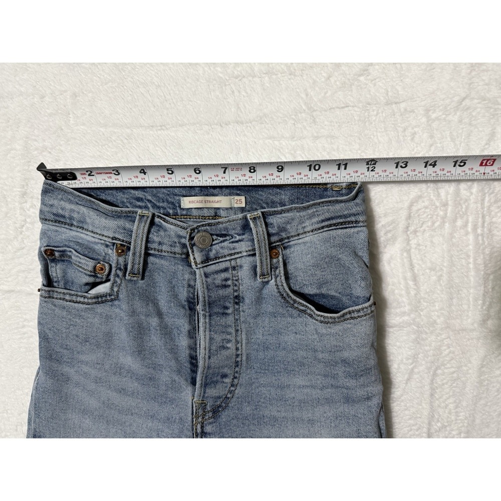 Levis Jeans Womens 23 Blue Ribcage Straight Button Fly Medium Wash Denim 23x26‎ - Picture 5 of 9